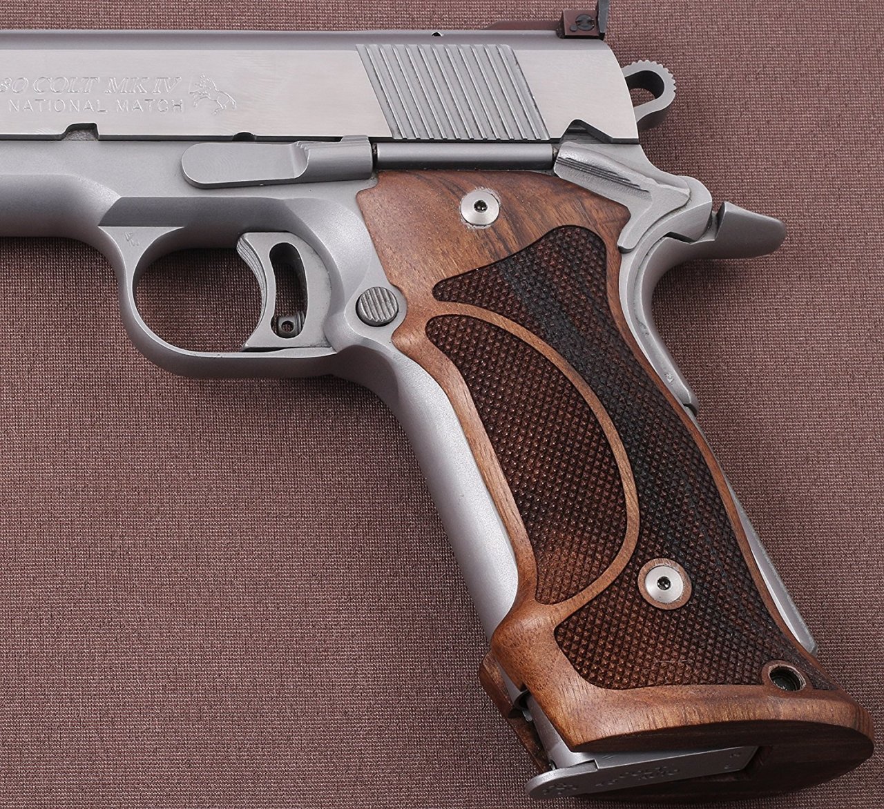 Colt 1911 FIT Model Les Baer, Nowlin, Springfield, Kimber Ceviz Ağacı Logo Yok 