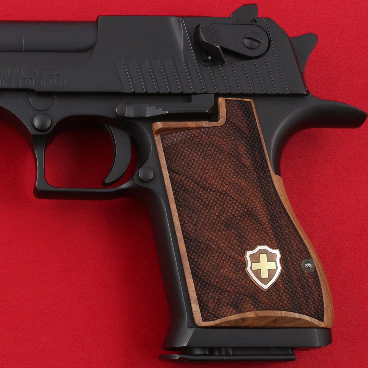 Desert Eagle 3,57/44/50 Cal Ceviz Ağacı Gümüş Logo 