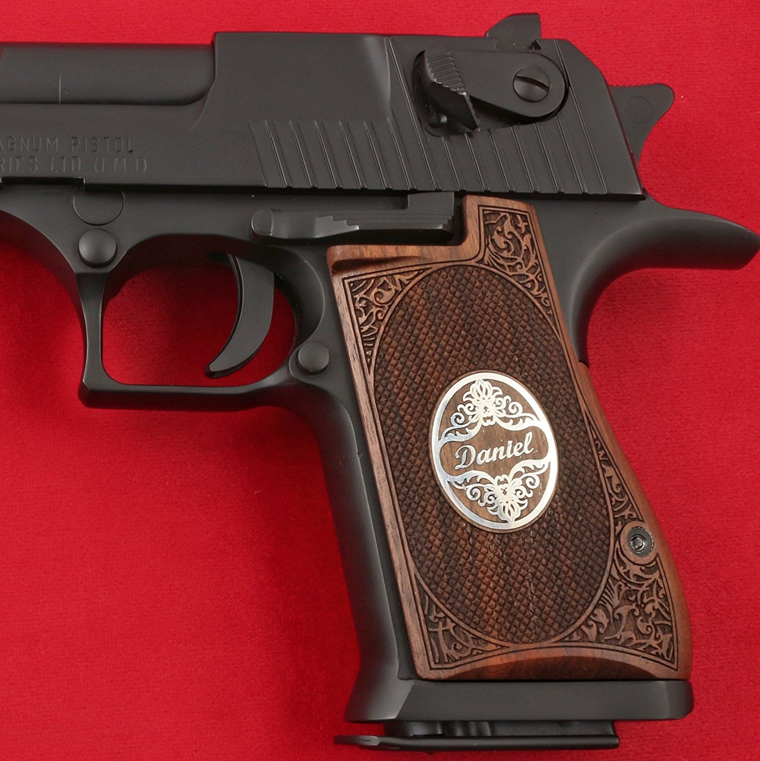 Desert Eagle 3,57/44/50 Cal Ceviz Ağacı Gümüş Logo (Büyük) 