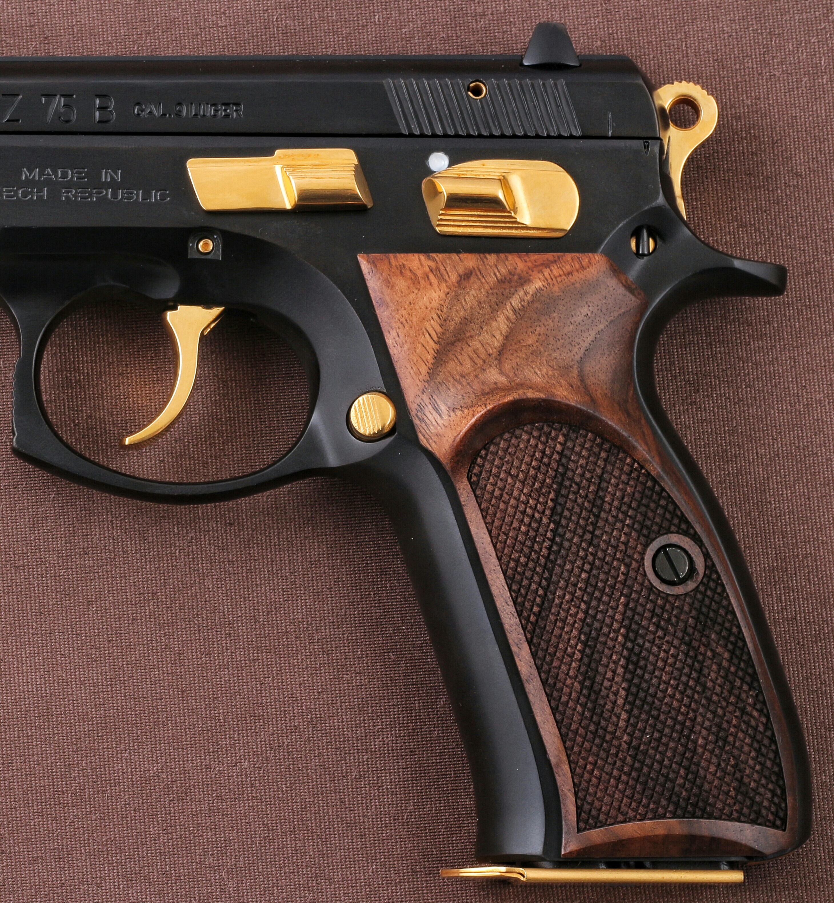 Cz 75B, 75BD, 85 KADET SHADOW1 Ceviz Ağacı Logo Yok 